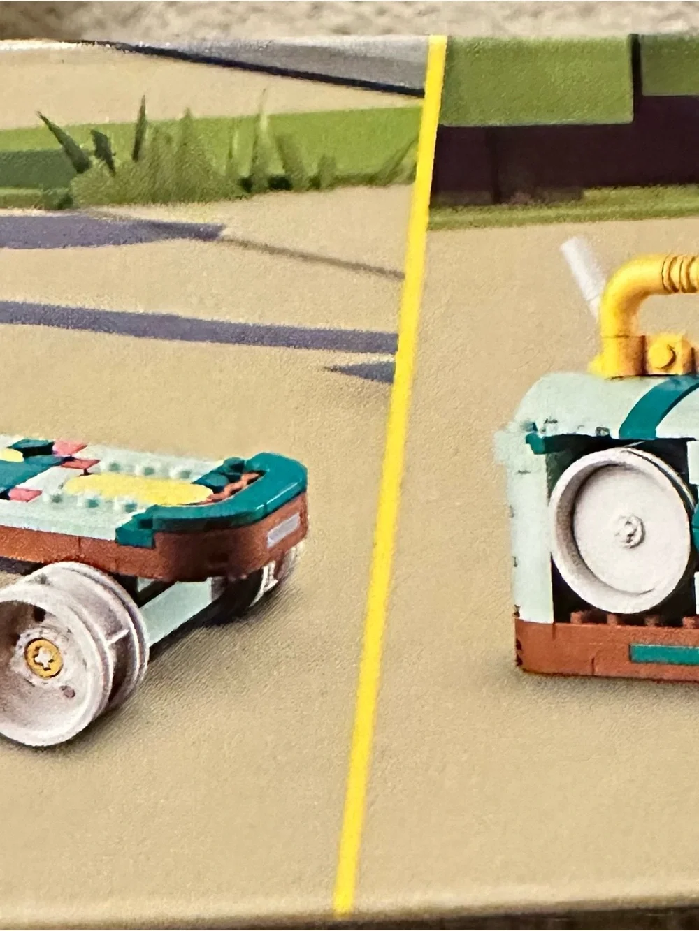 Lego Creator Retro Roller Skate in Teal, Pink & Yellow